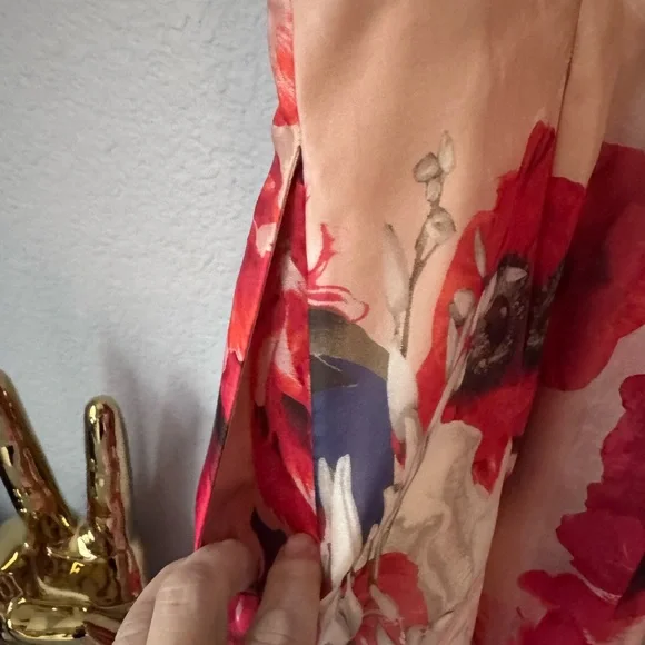 White House Black Market Red Floral Organza Dress Peach Satin Black Accents 10 - Picture 8 of 16